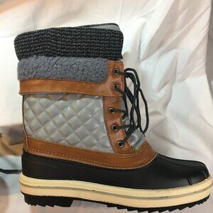 Like new Women's Snow Boots by Mishansha, size 11